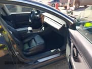 ✅ 2020 Tesla Model 3 Long Range • VIN: 5YJ3E1EB7LF599922 • Lot: 42714132. Wystawiony na IAAI z przebiegiem 171 199 mil. Bezpłatny archiwum sprzedaży aukcyjnych z USA i szczegółowy raport historii pojazdu na DreamBid. Zdjęcie 5.