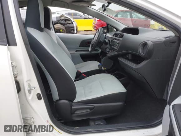 ✅ 2012 Toyota Prius Two • VIN: JTDKDTB39C1016525 • Lot: 43875806. Listed on IAAI with 87,433 mi. Free auction sales archive from the USA and detailed vehicle history report at DreamBid. Image 5.