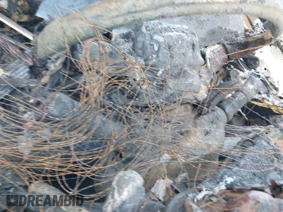 ✅ 2024 Subaru Ascent Limited • VIN: 4S4WMASD3R3435848 • Lot: 42644997. Listed on IAAI with 28 mi. Free auction sales archive from the USA and detailed vehicle history report at DreamBid. Image 11.