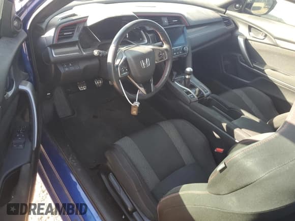 ✅ 2020 Honda Civic Si • VIN: 2HGFC3A59LH750575 • Lot: 82427185. Wystawiony na Copart z przebiegiem 47 501 mil. Bezpłatny archiwum sprzedaży aukcyjnych z USA i szczegółowy raport historii pojazdu na DreamBid. Zdjęcie 8.