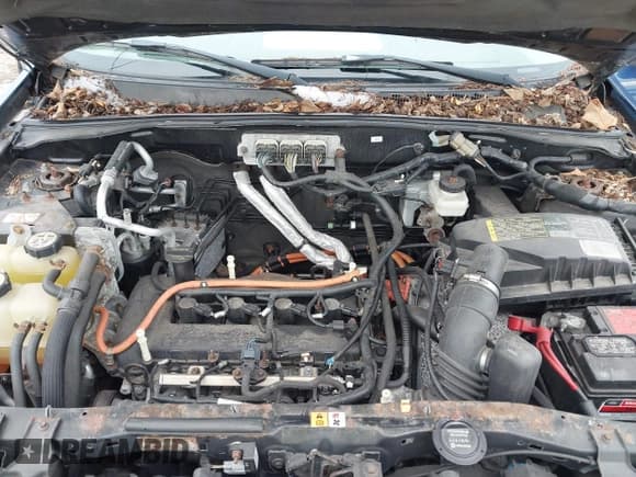 ✅ 2008 Ford Escape Hybrid • VIN: 1FMCU59H28KC90146 • Lot: 43905971. Listed on IAAI with 86,518 mi. Free auction sales archive from the USA and detailed vehicle history report at DreamBid. Image 10.