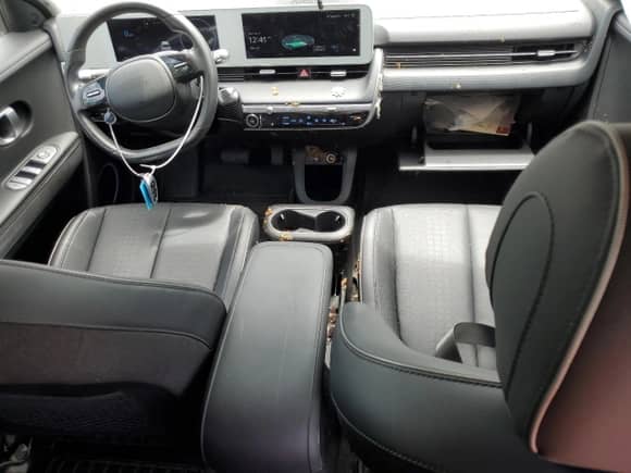 2022 Hyundai Ioniq 5 SEL z VIN KM8KN4AE9NU072211, wystawiony jako Copart lot #63469714 z przebiegiem 40 261 mil mil oraz Nie do naprawy • Non repairable. Historia ofert i sprzedaży dostępna na DreamBid. Obrazek 8.