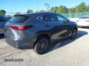 ✅ 2024 Lexus NX 350 Premium • VIN: 2T2GGCEZXRC051104 • Lot: 43424705. Wystawiony na IAAI z przebiegiem 7 444 mil. Bezpłatny archiwum sprzedaży aukcyjnych z USA i szczegółowy raport historii pojazdu na DreamBid. Zdjęcie 4.