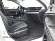 ✅ 2022 Jeep Grand Cherokee • VIN: 1C4RJYB67N8761928 • Lot: 42248811. Listed on IAAI with 28,831 mi. Free auction sales archive from the USA and detailed vehicle history report at DreamBid. Image 5.