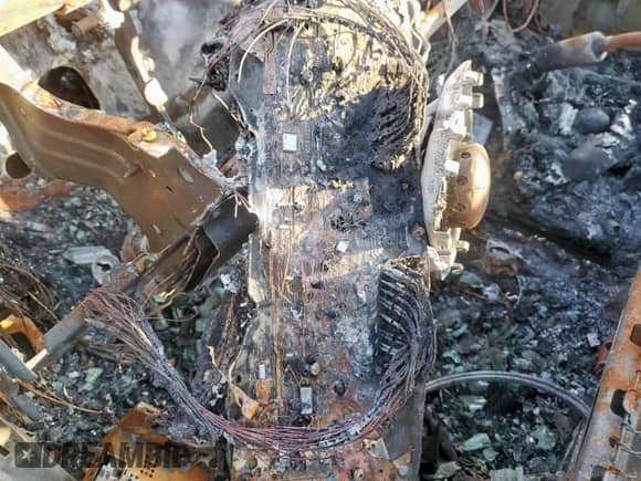 2006 Dodge 3500 SLT z VIN 3D7MX49C66G243579, wystawiony jako Copart lot #69480405 z przebiegiem Nie podano mil oraz Nie do naprawy • Non repairable. Historia ofert i sprzedaży dostępna na DreamBid. Obrazek 9.