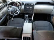 ✅ 2024 Hyundai Tucson SEL • VIN: 5NMJB3DEXRH316959 • Lot: 75804894. Wystawiony na Copart z przebiegiem 25 240 mil. Bezpłatny archiwum sprzedaży aukcyjnych z USA i szczegółowy raport historii pojazdu na DreamBid. Zdjęcie 8.