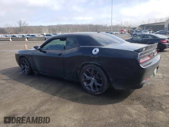 ✅ 2019 Dodge Challenger R/T • VIN: 2C3CDZBT1KH539050 • Lot: 43029983. Wystawiony na Copart z przebiegiem 47 505 mil. Bezpłatny archiwum sprzedaży aukcyjnych z USA i szczegółowy raport historii pojazdu na DreamBid. Zdjęcie 2.