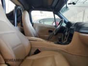 ✅ 2000 Mazda MX-5 Miata • VIN: JM1NB3532Y0142124 • Lot: 66543565. Wystawiony na Copart z przebiegiem 76 868 mil. Bezpłatny archiwum sprzedaży aukcyjnych z USA i szczegółowy raport historii pojazdu na DreamBid. Zdjęcie 10.