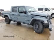 ✅ 2024 Jeep Gladiator Willys • VIN: 1C6HJTAG4RL133988 • Лот: 43078465. Опубликован ранее на Copart с пробегом 3 452 миль. Бесплатный доступ к архиву аукционных продаж из США и подробный отчёт об истории автомобиля на DreamBid. Изображение 4.