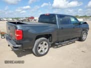✅ 2018 Chevrolet Silverado 1500 LT • VIN: 3GCPCREC9JG185398 • Lot: 65937215. Wystawiony na Copart z przebiegiem 91 661 mil. Bezpłatny archiwum sprzedaży aukcyjnych z USA i szczegółowy raport historii pojazdu na DreamBid. Zdjęcie 3.