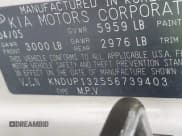 ✅ 2005 Kia Sedona LX • VIN: KNDUP132556739403 • Lot: 42686487. Listed on IAAI with 131,921 mi. Free auction sales archive from the USA and detailed vehicle history report at DreamBid. Image 9.