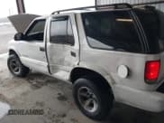 ✅ 2004 Chevrolet Blazer LS • VIN: 1GNDT13X64K129093 • Lot: 41860109. Wystawiony na IAAI z przebiegiem 175 588 mil. Bezpłatny archiwum sprzedaży aukcyjnych z USA i szczegółowy raport historii pojazdu na DreamBid. Zdjęcie 6.