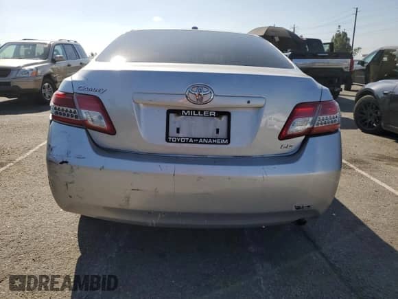2011 Toyota Camry LE with VIN 4T1BF3EK5BU132648, listed as a Copart auction lot 82732695 with 199,810 mi miles and Clean title. Bid and sale history available at DreamBid. Image 6.