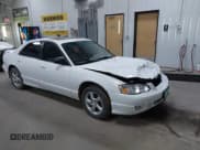 ✅ 2002 Mazda Millenia • VIN: JM1TA221121726040 • Lot: 40649629. Wystawiony na IAAI z przebiegiem 106 024 mil. Bezpłatny archiwum sprzedaży aukcyjnych z USA i szczegółowy raport historii pojazdu na DreamBid. Zdjęcie 1.