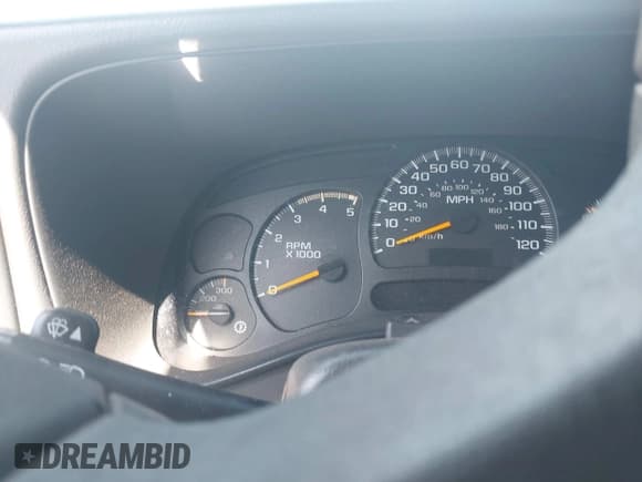 ✅ 2003 Chevrolet Silverado 2500HD LS • VIN: 1GCHC29163E123875 • Лот: 42013870. Опубликован ранее на IAAI с пробегом Не указан. Бесплатный доступ к архиву аукционных продаж из США и подробный отчёт об истории автомобиля на DreamBid. Изображение 15.