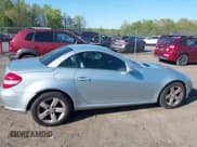 ✅ 2006 Mercedes-Benz SLK 280 • VIN: WDBWK54F86F085545 • Лот: 42040416. Опубликован ранее на IAAI с пробегом 48 352 миль. Бесплатный доступ к архиву аукционных продаж из США и подробный отчёт об истории автомобиля на DreamBid. Изображение 13.