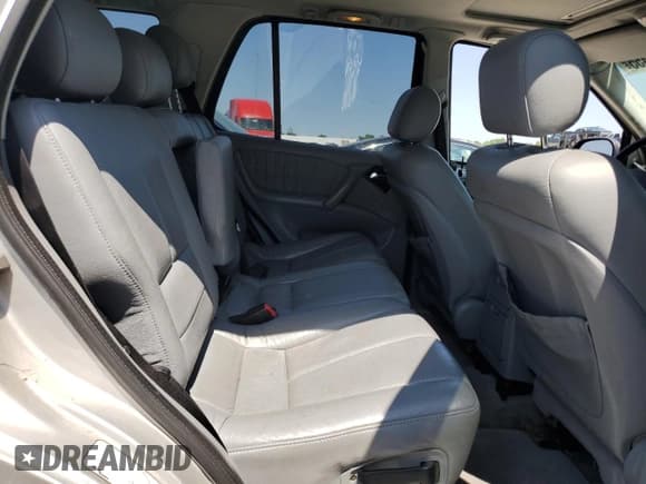 ✅ 2000 Mercedes-Benz M 320/430/500 • VIN: 4JGAB54E5YA145425 • Lot: 58751455. Listed on Copart with 134,716 mi. Free auction sales archive from the USA and detailed vehicle history report at DreamBid. Image 11.