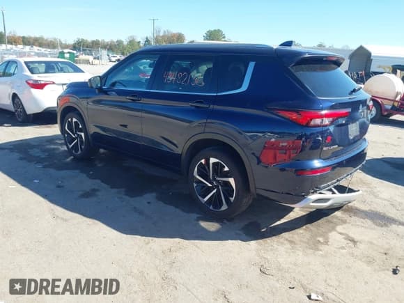 ✅ 2022 Mitsubishi Outlander SEL • VIN: JA4J3VA84NZ044707 • Lot: 43482136. Listed on IAAI with 35,662 mi. Free auction sales archive from the USA and detailed vehicle history report at DreamBid. Image 3.