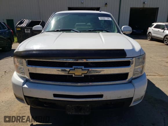 ✅ 2011 Chevrolet Silverado 1500 LTZ • VIN: 1GCRKTE35BZ228614 • Lot: 69387194. Listed on Copart with 133,863 mi. Free auction sales archive from the USA and detailed vehicle history report at DreamBid. Image 5.