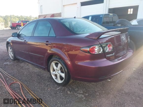 ✅ 2007 Mazda 6 i Sport VE • VIN: 1YVHP80C275M63076 • Лот: 43252982. Опубликован ранее на IAAI с пробегом 167 627 миль. Бесплатный доступ к архиву аукционных продаж из США и подробный отчёт об истории автомобиля на DreamBid. Изображение 3.