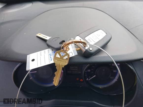 2013 Hyundai Sonata SE with VIN 5NPEC4AC7DH703326, listed as a IAAI auction lot 43168887 with 191,787 mi miles and . Bid and sale history available at DreamBid. Image 11.