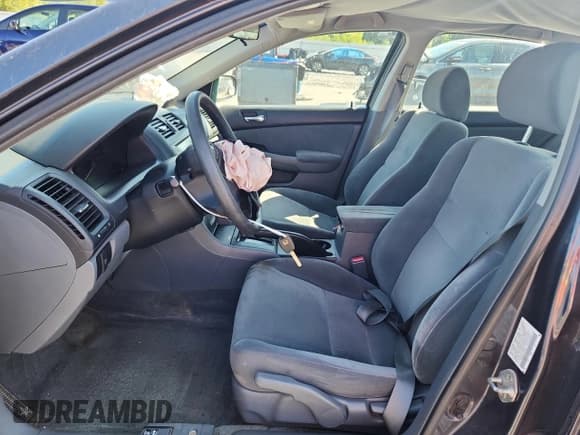 ✅ 2007 Honda Accord LX SE • VIN: 1HGCM66447A099877 • Lot: 69209495. Listed on Copart with 128,300 mi. Free auction sales archive from the USA and detailed vehicle history report at DreamBid. Image 7.