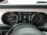 ✅ 2021 Jeep Wrangler Islander • VIN: 1C4GJXAN2MW557414 • Лот: 81195085. Опубликован ранее на Copart с пробегом 42 960 миль. Бесплатный доступ к архиву аукционных продаж из США и подробный отчёт об истории автомобиля на DreamBid. Изображение 9.