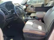 ✅ 2019 Nissan Armada Platinum • VIN: JN8AY2NE7K9755159 • Lot: 80147485. Wystawiony na Copart z przebiegiem Nie podano. Bezpłatny archiwum sprzedaży aukcyjnych z USA i szczegółowy raport historii pojazdu na DreamBid. Zdjęcie 7.