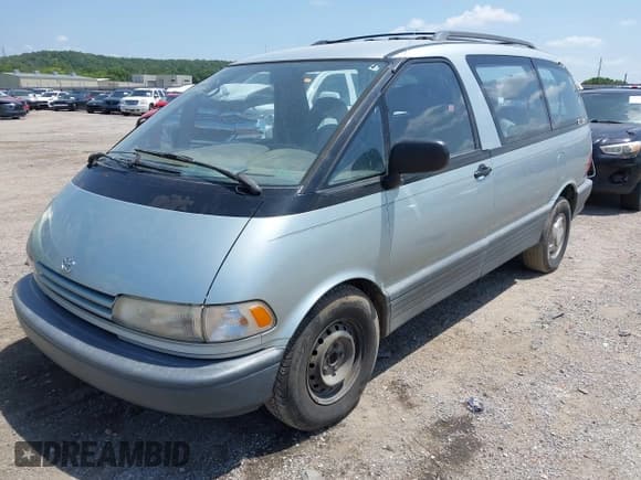 ✅ 1993 Toyota Previa • VIN: JT3AC11R5P1086882 • Lot: 42761831. Wystawiony na IAAI z przebiegiem 146 789 mil. Bezpłatny archiwum sprzedaży aukcyjnych z USA i szczegółowy raport historii pojazdu na DreamBid. Zdjęcie 2.