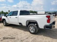 ✅ 2025 Chevrolet Silverado 1500 • VIN: 1GC4ALE70SF100993 • Лот: 69656395. Опубликован ранее на Copart с пробегом 23 077 миль. Бесплатный доступ к архиву аукционных продаж из США и подробный отчёт об истории автомобиля на DreamBid. Изображение 2.