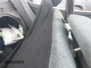 ✅ 2001 Hyundai Elantra GLS • VIN: KMHDN45D91U164083 • Lot: 41132996. Wystawiony na IAAI z przebiegiem 384 881 mil. Bezpłatny archiwum sprzedaży aukcyjnych z USA i szczegółowy raport historii pojazdu na DreamBid. Zdjęcie 8.