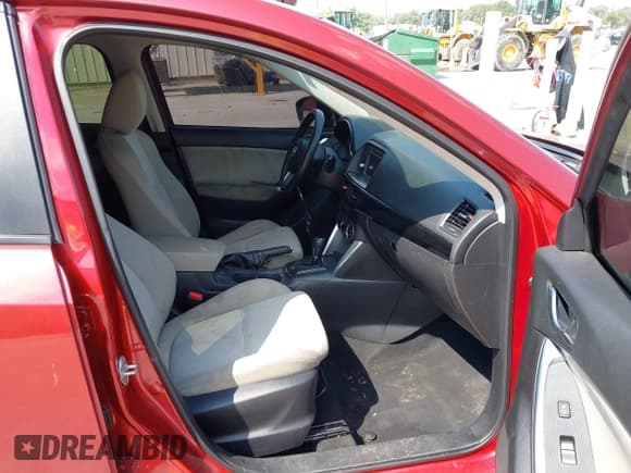 ✅ 2013 Mazda CX-5 Sport • VIN: JM3KE2BE5D0128780 • Лот: 42943728. Опубликован ранее на IAAI с пробегом 167 649 миль. Бесплатный доступ к архиву аукционных продаж из США и подробный отчёт об истории автомобиля на DreamBid. Изображение 5.