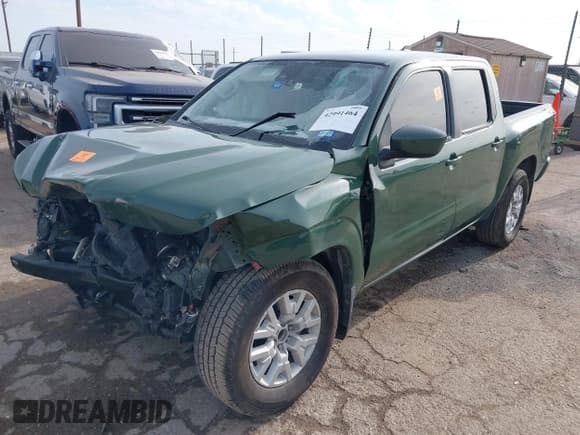 ✅ 2022 Nissan Frontier SV • VIN: 1N6ED1EJ3NN666567 • Lot: 42991464. Wystawiony na IAAI z przebiegiem 46 272 mil. Bezpłatny archiwum sprzedaży aukcyjnych z USA i szczegółowy raport historii pojazdu na DreamBid. Zdjęcie 2.