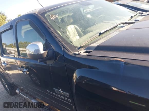 ✅ 2010 Chevrolet Silverado 1500 LT • VIN: 3GCRCSE07AG238833 • Лот: 43588856. Опубликован ранее на IAAI с пробегом 272 546 миль. Бесплатный доступ к архиву аукционных продаж из США и подробный отчёт об истории автомобиля на DreamBid. Изображение 13.