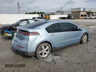 ✅ 2015 Chevrolet Volt • VIN: 1G1RD6E48FU135022 • Lot: 54606514. Wystawiony na Copart z przebiegiem 71 233 mil. Bezpłatny archiwum sprzedaży aukcyjnych z USA i szczegółowy raport historii pojazdu na DreamBid. Zdjęcie 3.