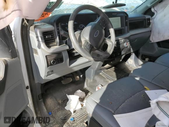 ✅ 2025 Ford F-250 • VIN: 1FT8X2AT1SEC03343 • Лот: 84432625. Опубликован ранее на Copart с пробегом 8 792 миль. Бесплатный доступ к архиву аукционных продаж из США и подробный отчёт об истории автомобиля на DreamBid. Изображение 8.