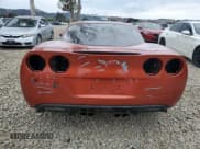 ✅ 2005 Chevrolet Corvette • VIN: 1G1YY24U755132485 • Lot: 81315535. Wystawiony na Copart z przebiegiem 112 188 mil. Bezpłatny archiwum sprzedaży aukcyjnych z USA i szczegółowy raport historii pojazdu na DreamBid. Zdjęcie 6.