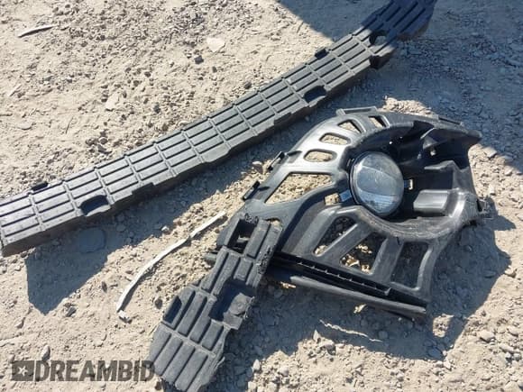 ✅ 2015 MINI Hardtop S • VIN: WMWXP7C59F2A39175 • Лот: 43252343. Опубликован ранее на IAAI с пробегом 99 770 миль. Бесплатный доступ к архиву аукционных продаж из США и подробный отчёт об истории автомобиля на DreamBid. Изображение 12.