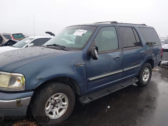 ✅ 1999 Ford Expedition XLT • VIN: 1FMRU176XXLB67207 • Lot: 42922951. Listed on IAAI with Not provided. Free auction sales archive from the USA and detailed vehicle history report at DreamBid. Image 6.