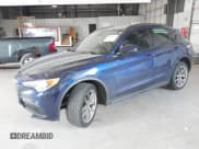 ✅ 2018 Alfa Romeo Stelvio Ti Sport • VIN: ZASFAKNN1J7B81973 • Lot: 42800512. Wystawiony na IAAI z przebiegiem 91 075 mil. Bezpłatny archiwum sprzedaży aukcyjnych z USA i szczegółowy raport historii pojazdu na DreamBid. Zdjęcie 17.