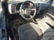 ✅ 2000 Chevrolet S-10 LS • VIN: 1GCCS14W7Y8286972 • Лот: 84642504. Опубликован ранее на Copart с пробегом 200 833 миль. Бесплатный доступ к архиву аукционных продаж из США и подробный отчёт об истории автомобиля на DreamBid. Изображение 8.