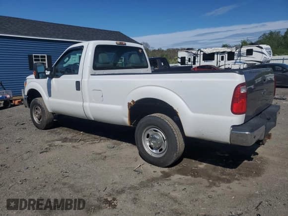 ✅ 2012 Ford F-250 XL • VIN: 1FTBF2B64CEC34850 • Lot: 55679755. Listed on Copart with 216,858 mi. Free auction sales archive from the USA and detailed vehicle history report at DreamBid. Image 2.