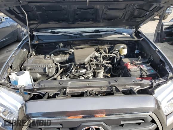 ✅ 2016 Toyota Tacoma SR5 • VIN: 5TFAX5GN0GX051076 • Lot: 82561785. Listed on Copart with 116,175 mi. Free auction sales archive from the USA and detailed vehicle history report at DreamBid. Image 11.