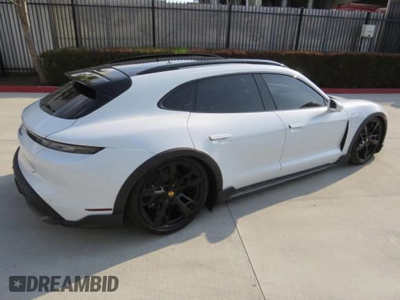 ✅ 2022 Porsche Taycan 4 • VIN: WP0BA2Y19NSA67581 • Лот: 73007654. Опубликован ранее на Copart с пробегом 6 775 миль. Бесплатный доступ к архиву аукционных продаж из США и подробный отчёт об истории автомобиля на DreamBid. Изображение 3.