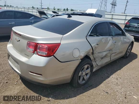 ✅ 2013 Chevrolet Malibu LS • VIN: 1G11A5SA8DF317752 • Lot: 66820885. Wystawiony na Copart z przebiegiem 149 258 mil mil. Skorzystaj z bezpłatnego archiwum sprzedaży aukcyjnych z USA i zobacz szczegółowy raport historii pojazdu na DreamBid. Zdjęcie 3.