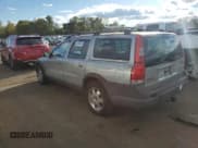 ✅ 2004 Volvo V70 XC Cross Country • VIN: YV1SZ59H641142898 • Lot: 82505445. Listed on Copart with Not provided. Free auction sales archive from the USA and detailed vehicle history report at DreamBid. Image 2.