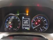 ✅ 2018 Toyota RAV4 XLE • VIN: JTMRFREV3JJ219691 • Лот: 43612972. Опубликован ранее на IAAI с пробегом 94 682 миль. Бесплатный доступ к архиву аукционных продаж из США и подробный отчёт об истории автомобиля на DreamBid. Изображение 7.