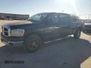 2006 Dodge 1500 SLT z VIN 3D7KR19D46G232492, wystawiony jako Copart lot #47079505 z przebiegiem 163 878 mil mil oraz Czysty tytuł • Clean title. Historia ofert i sprzedaży dostępna na DreamBid. Obrazek 1.