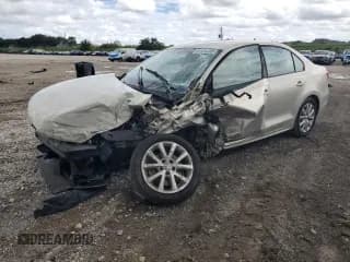 ✅ 2011 Volkswagen Jetta SE • VIN: 3VWDZ7AJ9BM377981 • Lot: 81331385. Wystawiony na Copart z przebiegiem 173 261 mil. Bezpłatny archiwum sprzedaży aukcyjnych z USA i szczegółowy raport historii pojazdu na DreamBid. Zdjęcie 1.