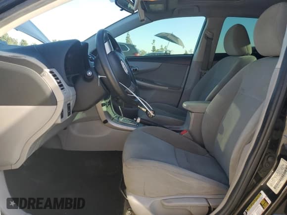 ✅ 2012 Toyota Corolla LE • VIN: 5YFBU4EE8CP004378 • Lot: 90926945. Listed on Copart with 211,091 mi. Free auction sales archive from the USA and detailed vehicle history report at DreamBid. Image 7.